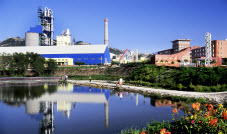 花園式工廠—亞泰集團(tuán)明 花園式工廠—亞泰集團(tuán)明